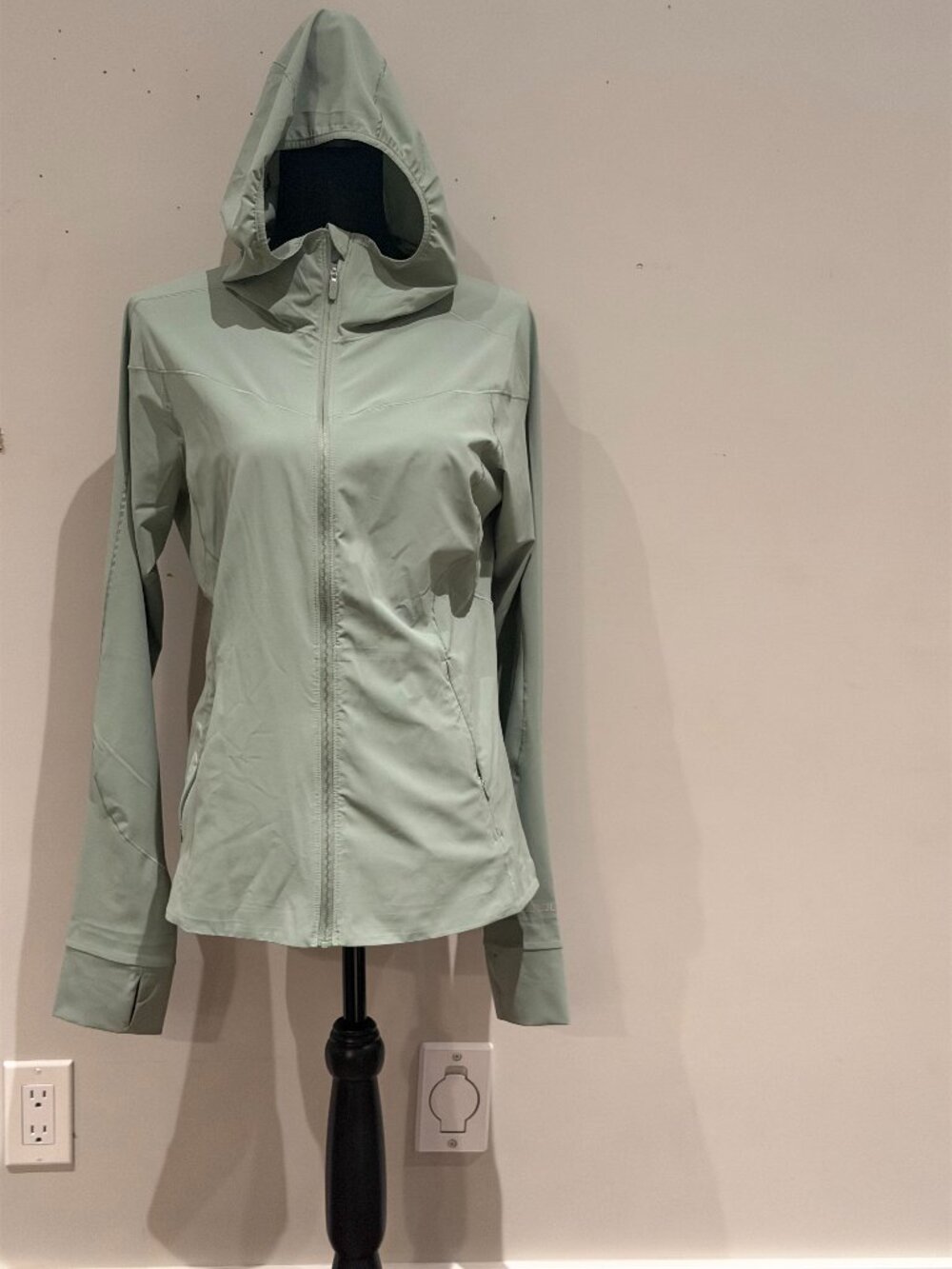 Lululemon Hooded Define Jacket Mint Green Medium NWOT
